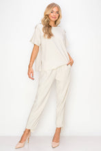 Load image into Gallery viewer, Katie Crepe Knit Pant
